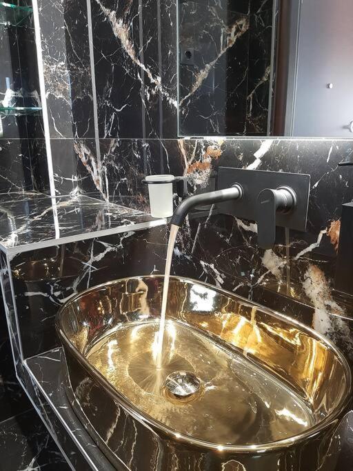 Thesstay Attica Downtown Boutique Apartment Thessaloníki Ngoại thất bức ảnh